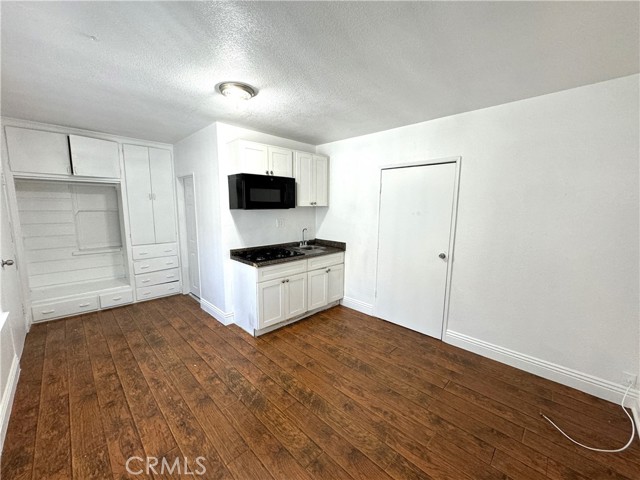 Detail Gallery Image 4 of 9 For 4387 W 134th St #G,  Hawthorne,  CA 90250 - 0 Beds | 1 Baths