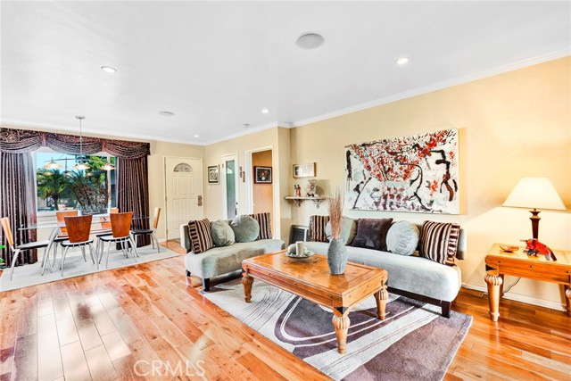 645 Jamestown Road photo 2
