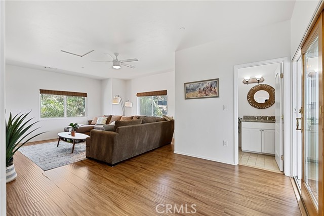 Image 41 of 73 For 15471 Green Valley Truck