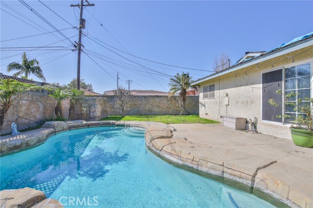 Detail Gallery Image 21 of 23 For 10246 Julius, Downey,  CA 90241 - 4 Beds | 2 Baths