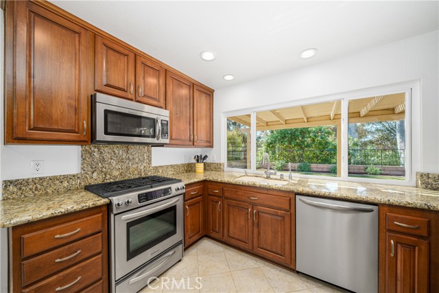 Detail Gallery Image 13 of 26 For 26562 via Noveno, Mission Viejo,  CA 92691 - 4 Beds | 2 Baths