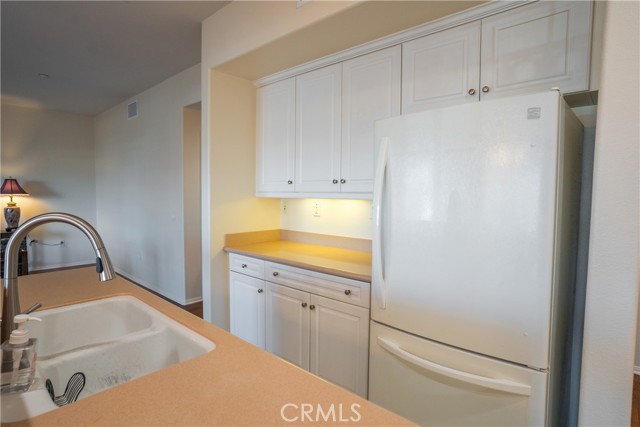 Detail Gallery Image 9 of 34 For 17782 Liberty Lane, Fountain Valley,  CA 92708 - 2 Beds | 2 Baths