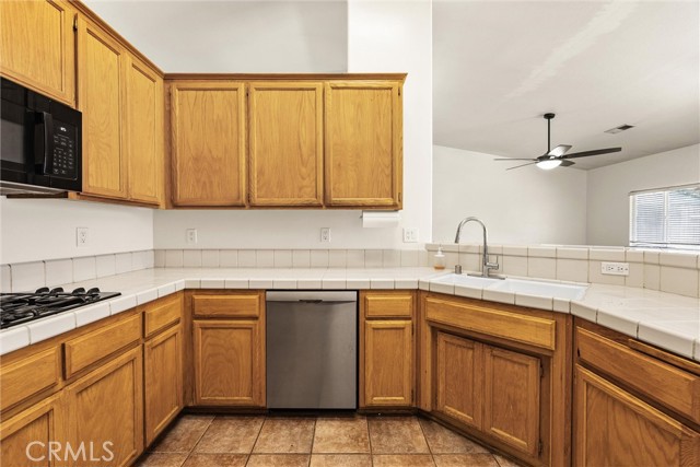 Detail Gallery Image 15 of 39 For 9801 Marby Grange, Bakersfield,  CA 93312 - 4 Beds | 2 Baths