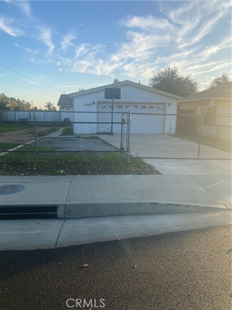 Front Image Thumbnail for CRPW25278768