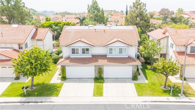 19448 Crystal Ridge Lane, Porter Ranch CA: https://media.crmls.org/medias/730c951c-4833-414d-a140-7e8fb6313142.jpg