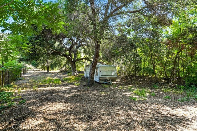 Detail Gallery Image 9 of 21 For 20219 Paradise Ln, Topanga,  CA 90290 - – Beds | – Baths