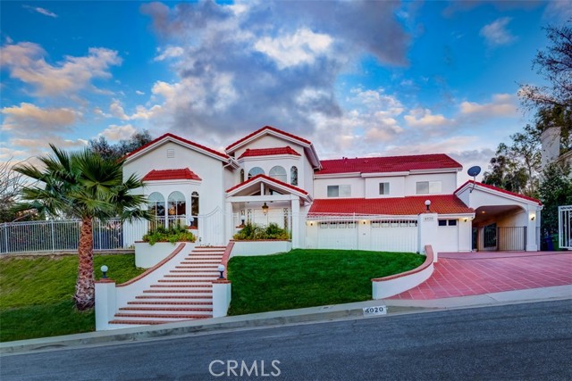 4020 Clarinda Drive, Tarzana CA: https://media.crmls.org/medias/730df874-5b67-44c4-ba2d-c5d17c71b72d.jpg