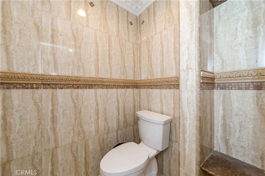 https://media.crmls.org/medias/730dfcef-1875-4f54-9940-46c378f0eaad.jpg?preset=X-Large