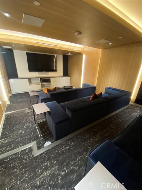 Detail Gallery Image 16 of 26 For 400 S Broadway #1014,  Los Angeles,  CA 90013 - 1 Beds | 1 Baths