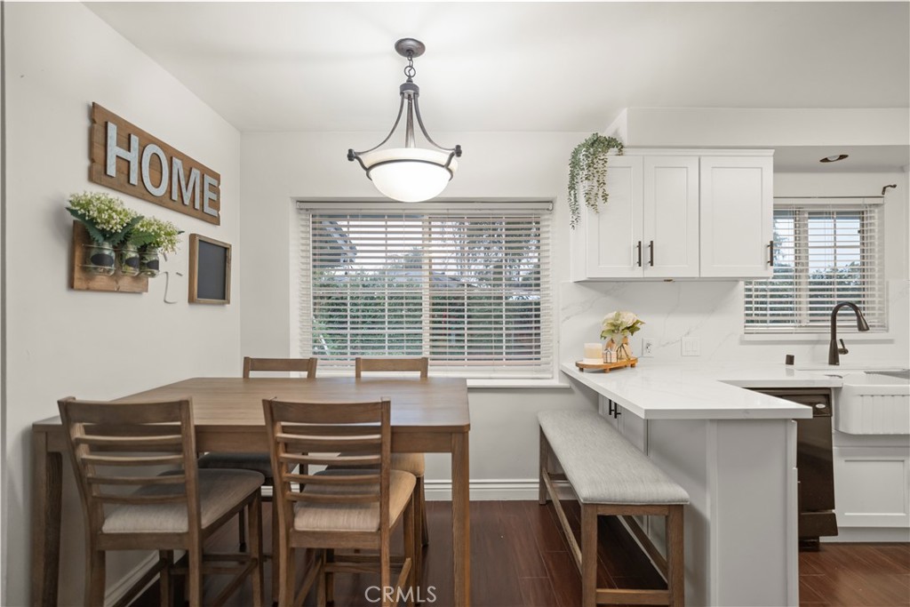 730E610A 3511 4674 A7B9 1264067C8701 1811 Country Club, Bakersfield, Ca 93306 &Lt;Span Style='BackgroundColor:transparent;Padding:0Px;'&Gt; &Lt;Small&Gt; &Lt;I&Gt; &Lt;/I&Gt; &Lt;/Small&Gt;&Lt;/Span&Gt;