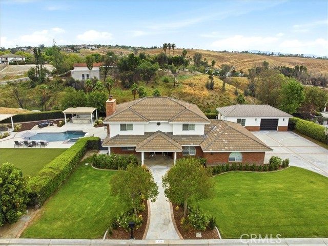 Detail Gallery Image 3 of 75 For 1956 Middle Creek, Riverside,  CA 92506 - 5 Beds | 4/1 Baths