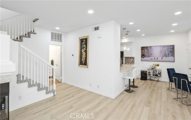 Detail Gallery Image 7 of 43 For 46 Promontory, Aliso Viejo,  CA 92656 - 2 Beds | 2/1 Baths