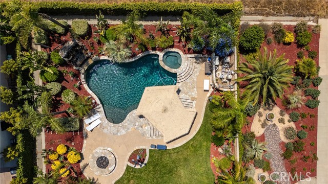 1180 Cleveland Way, Corona CA: https://media.crmls.org/medias/7311656c-ca9c-4e52-afe7-9f80447fed32.jpg