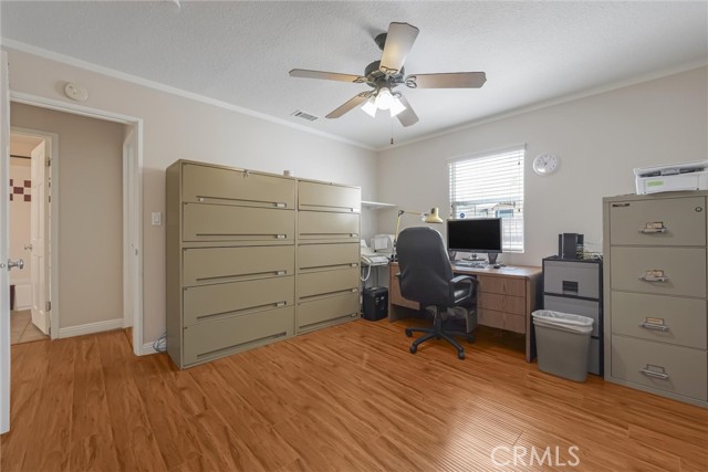 8512 Belford Avenue, Los Angeles CA: https://media.crmls.org/medias/73119388-370d-48ca-b174-0cf18a62b657.jpg