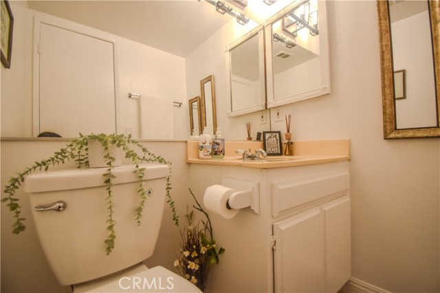 Detail Gallery Image 19 of 41 For 609 S Newhope St #C,  Santa Ana,  CA 92704 - 2 Beds | 1/1 Baths