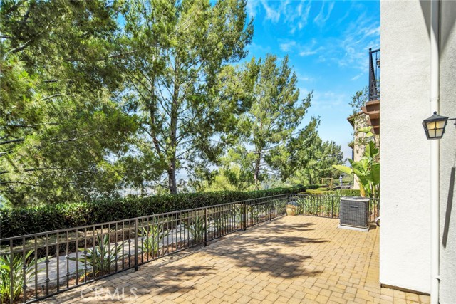 873 Terrace Lane W, Diamond Bar CA: https://media.crmls.org/medias/7311d684-c983-4ca4-b465-d001dd328489.jpg