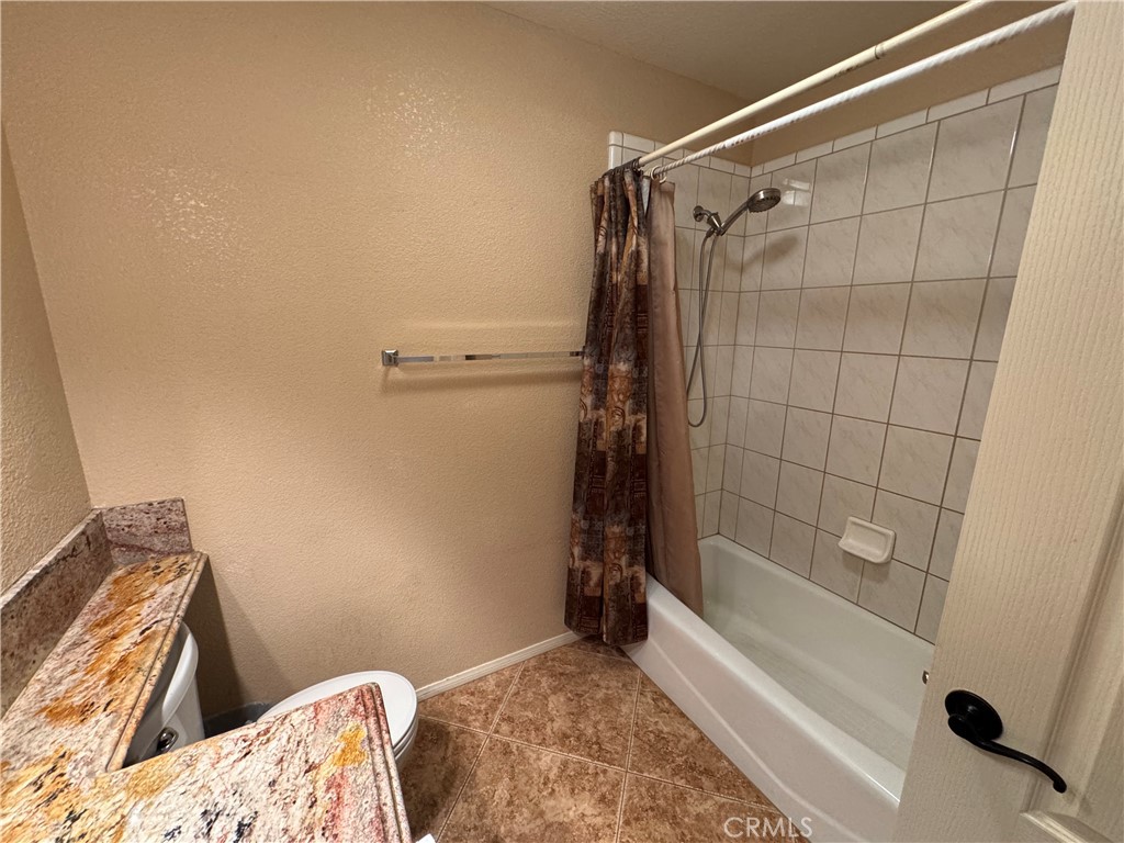 https://media.crmls.org/medias/7312566d-0aa9-48d0-ab91-599bdee5af7f.jpg?preset=X-Large