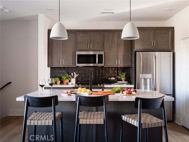 Detail Gallery Image 2 of 12 For 31670 Williams Way, Rancho Mission Viejo,  CA 92694 - 2 Beds | 3 Baths