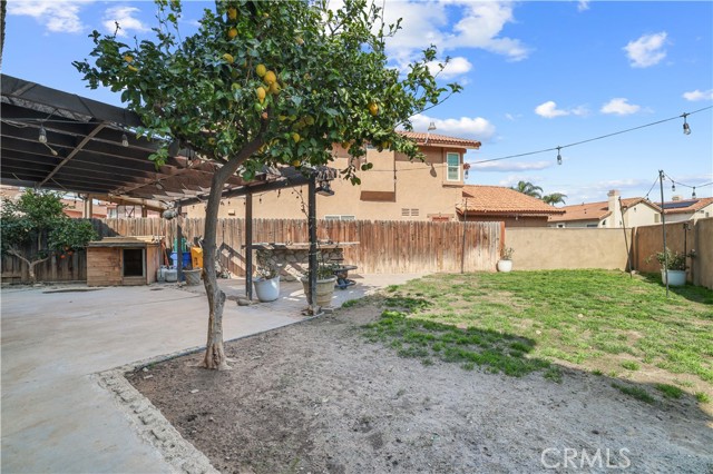 11612 Osuma Road, Fontana, California 92337, 5 Bedrooms Bedrooms, ,2 BathroomsBathrooms,Single Family Residence,For Sale,Osuma,IG25036169