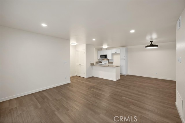 Image 5 of 28 For 2501 Sunflower Avenue H1