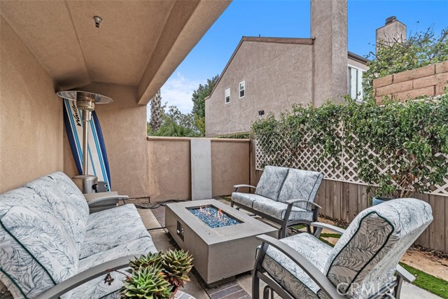 7651 Yorktown Avenue, Huntington Beach CA: https://media.crmls.org/medias/7315e772-2d99-4039-addd-cfacfa15fbff.jpg