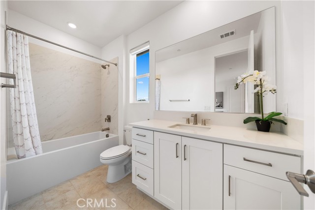 270 Sora, Irvine CA: https://media.crmls.org/medias/73163c00-d2d7-45f5-8c98-4156a2342dd5.jpg