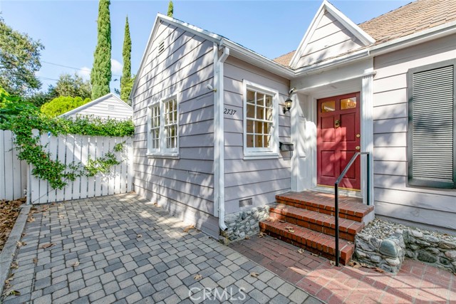 Detail Gallery Image 5 of 37 For 2737 Rustic Ln, Glendale,  CA 91208 - 1 Beds | 1 Baths