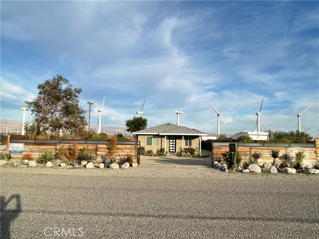 19790 Cooper Road, North Palm Springs CA: https://media.crmls.org/medias/73179a30-cdfa-49c0-a43d-df7a06fec270.jpg