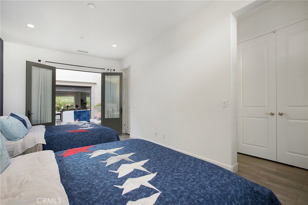 MLS #OC25181790 image #21