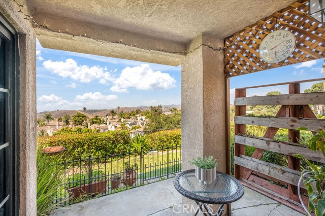 1056 Calle Del Cerro, San Clemente CA: https://media.crmls.org/medias/7319976d-3cd5-4ce2-a705-9619f93bc1b4.jpg