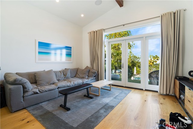 Detail Gallery Image 24 of 65 For 11308 Dona Teresa Dr, Studio City,  CA 91604 - 5 Beds | 4 Baths