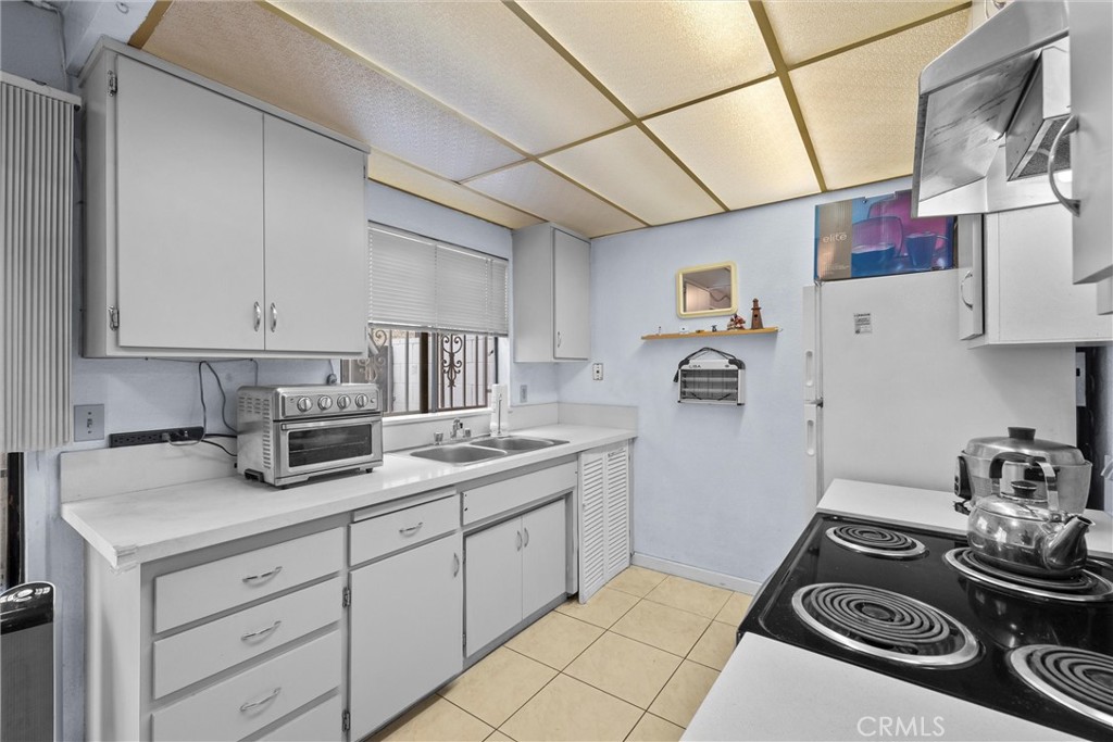 MLS #OC25228482 image #10