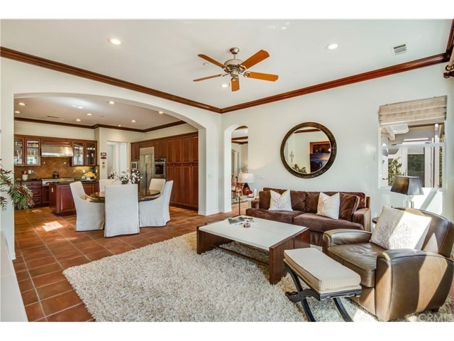 Detail Gallery Image 9 of 24 For 440 Tangerine Place, Brea,  CA 92823 - 1 Beds | 1 Baths