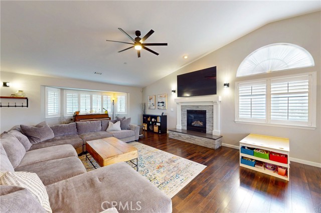 200 Cyclone Street, Nipomo CA: https://media.crmls.org/medias/731e679b-e0b5-43b5-952e-f8c7522a6011.jpg