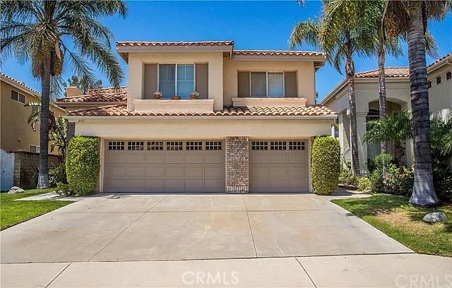 Detail Gallery Image 1 of 32 For 823 S Parkglen Pl, Anaheim Hills,  CA 92808 - 4 Beds | 3/1 Baths