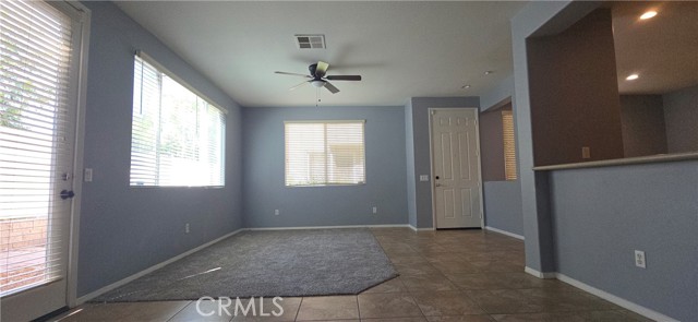 Detail Gallery Image 6 of 51 For 27966 John F Kennedy Dr #B,  Moreno Valley,  CA 92555 - 3 Beds | 2/1 Baths