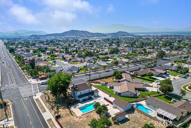 12887 Mount Vernon Avenue, Grand Terrace CA: https://media.crmls.org/medias/731fb336-25c5-48ed-80ac-e03be132123a.jpg