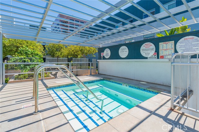 435 W Center Street, Anaheim CA: https://media.crmls.org/medias/73201064-229b-4d70-9da6-c06f3b25941d.jpg