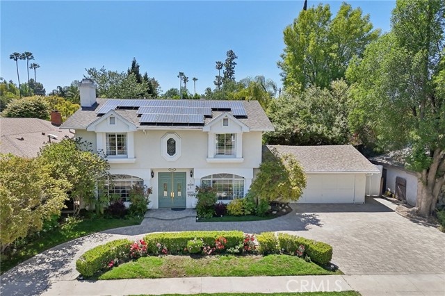 5347 Hinton Avenue, Woodland Hills CA: https://media.crmls.org/medias/732100ee-8d0c-454c-b15c-9b5e8fd7d179.jpg