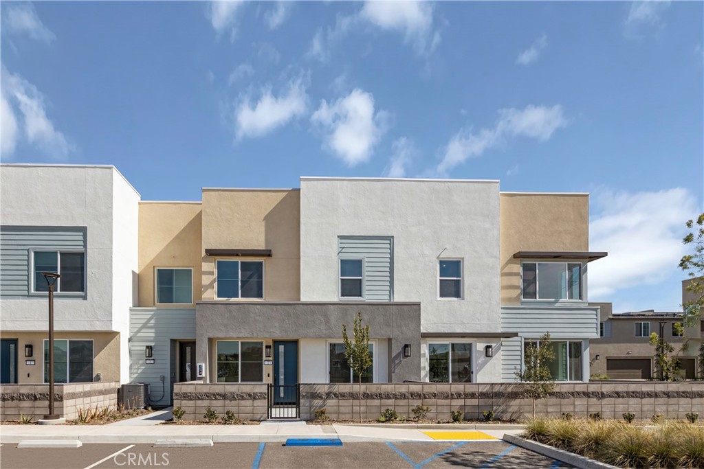 3679 W S. Eichler Paseo #2