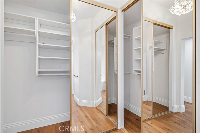 Detail Gallery Image 28 of 53 For 24526 Windsor Dr a,  Valencia,  CA 91355 - 3 Beds | 2/1 Baths