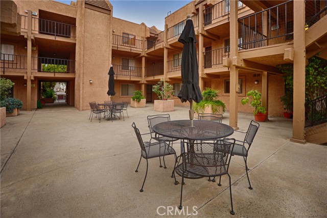 356 West California Avenue, 15 photo 2
