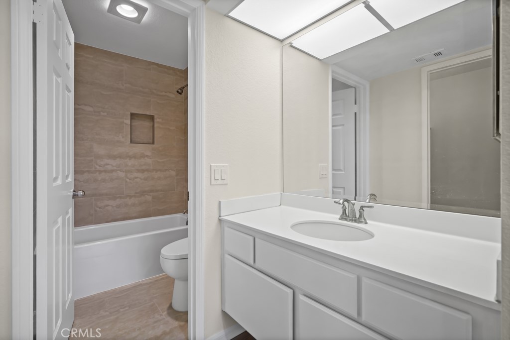 MLS #SR25260885 image #22