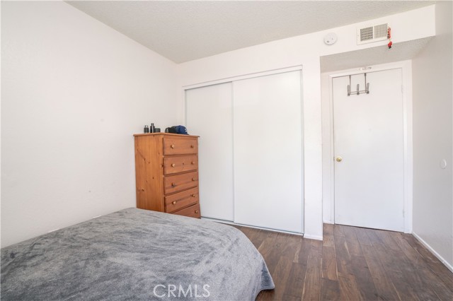 Detail Gallery Image 15 of 39 For 25035 Peachland Ave #174,  Newhall,  CA 91321 - 3 Beds | 2 Baths