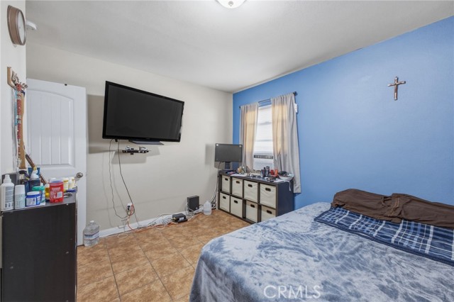 Detail Gallery Image 12 of 31 For 6937 Fairfax, San Bernardino,  CA 92404 - 3 Beds | 1/1 Baths