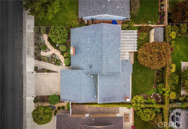 Detail Gallery Image 3 of 34 For 17152 Friml Ln, Huntington Beach,  CA 92649 - 3 Beds | 2 Baths