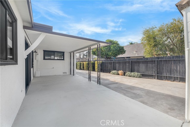 Detail Gallery Image 27 of 35 For 2327 Bonnie Brae, Santa Ana,  CA 92706 - 4 Beds | 2 Baths