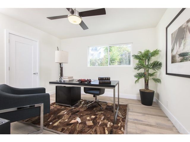 15672 Castlewoods Drive, Sherman Oaks CA: https://media.crmls.org/medias/732501ef-c550-47e5-984b-180c9329d6a5.jpg