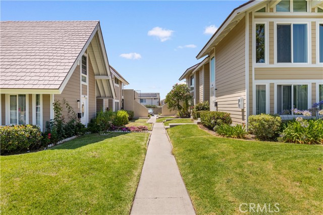 54 Kazan Street, Irvine CA: https://media.crmls.org/medias/73253e1e-7e9c-48a9-98da-7fdd14735f57.jpg