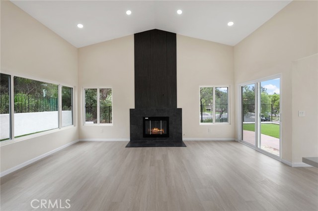 Detail Gallery Image 9 of 38 For 1723 Larkhaven Glen, Escondido,  CA 92026 - 3 Beds | 2 Baths